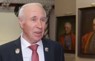 70 лет исполнилось известному донскому писателю и историку Михаилу Астапенко 70 лет исполнилось известному донскому писателю и историку Михаилу Астапенко